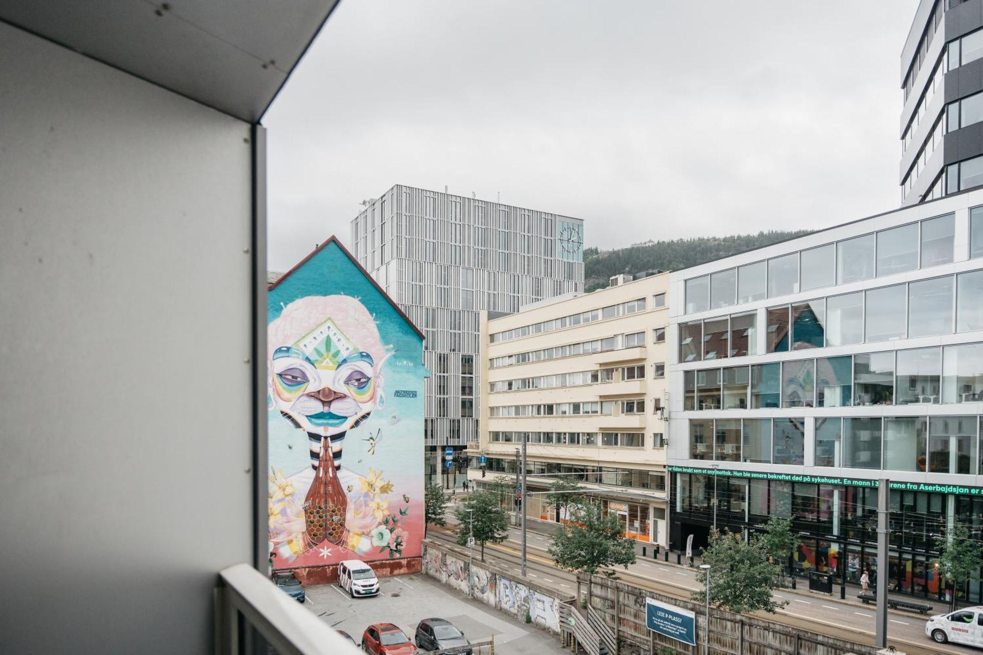 Stay L Urban - Spacious Apartment With Private Terrace Bergen Esterno foto